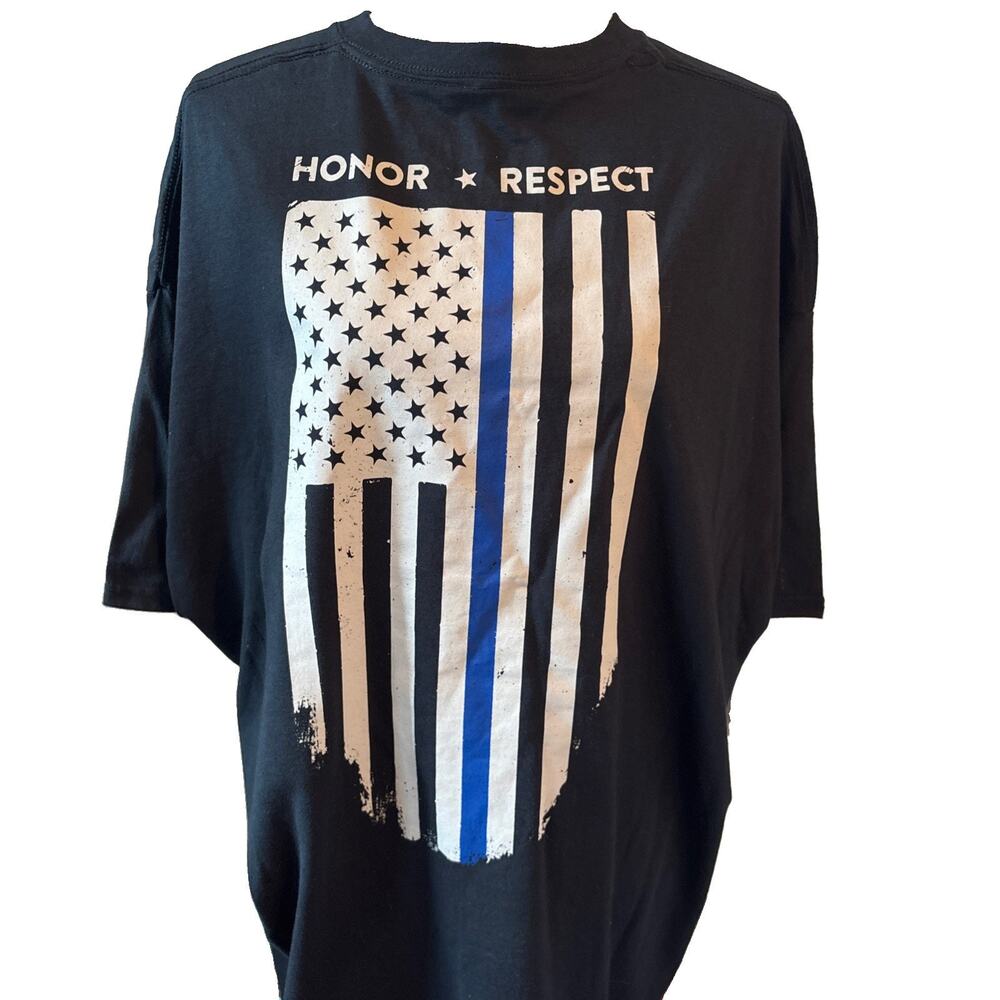 New Thin Blue Line Vertical Flag Shirt Men’s 2XL T-Shirt Honor Respect